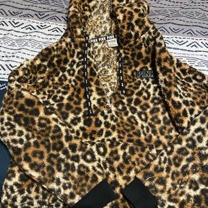 Victoria’s Secret PINK Sherpa Half-zip Hoodie